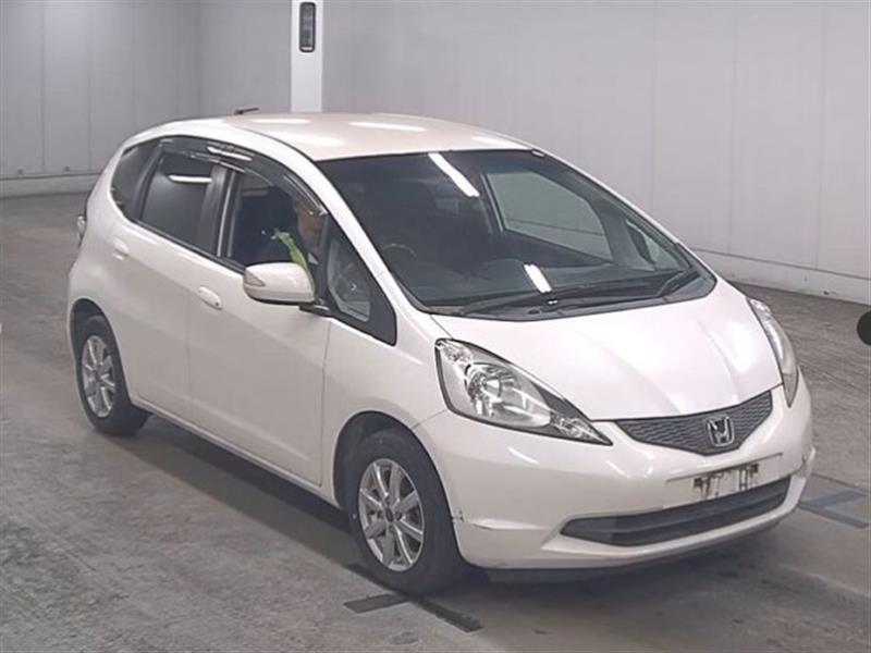 car_large_FIT-1391817-6468-VN-A (3)