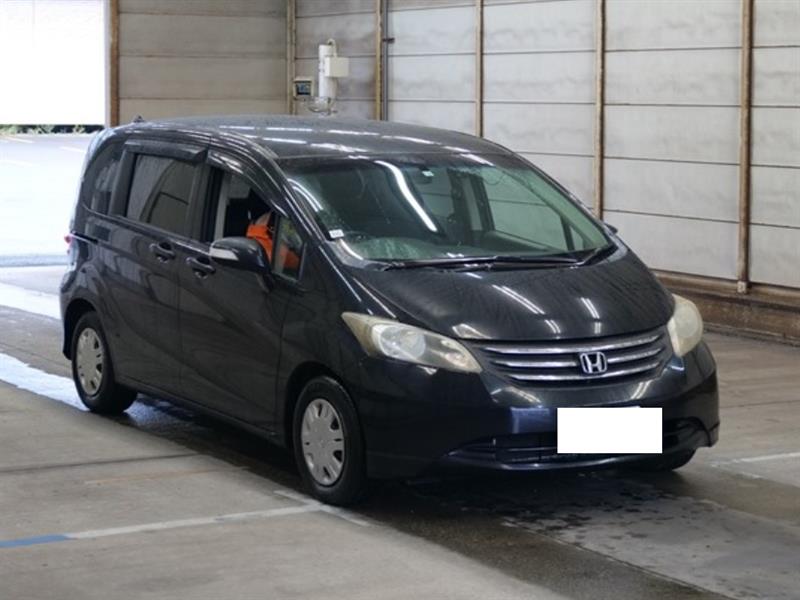 car_large_FREED-1178777-2197-SR-A (1)